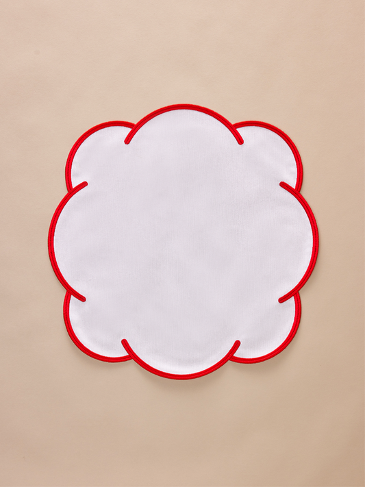 Cloud scallop-edge napkin with embroidery