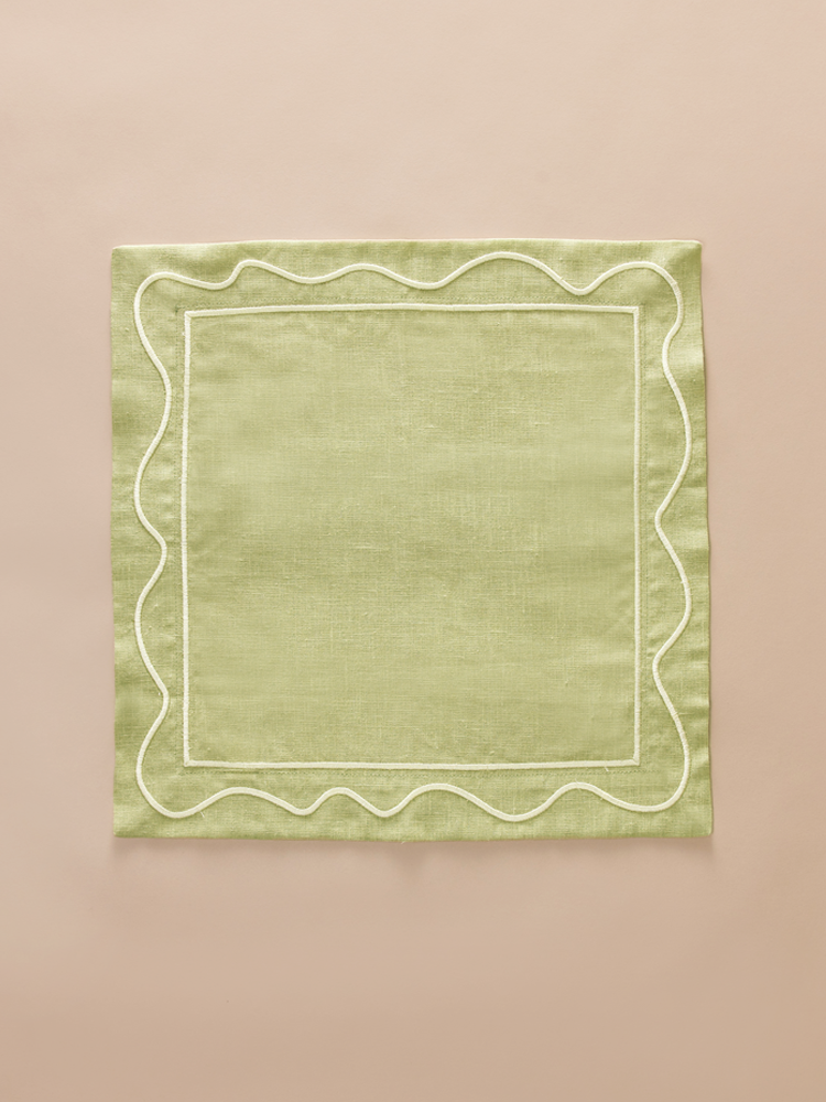 Square napkin with embroidery