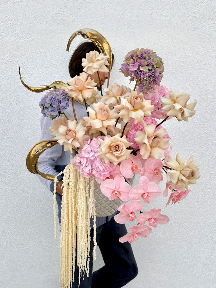 Flower delivery in Dubai: The cure bouquet